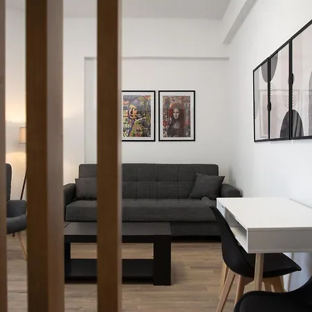 Uni Island - Metropolis Apartment
