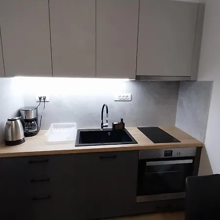 Uni Island - Metropolis Apartment *