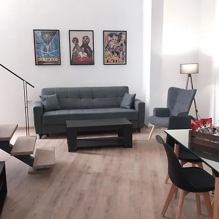 Uni Island - Metropolis Apartment